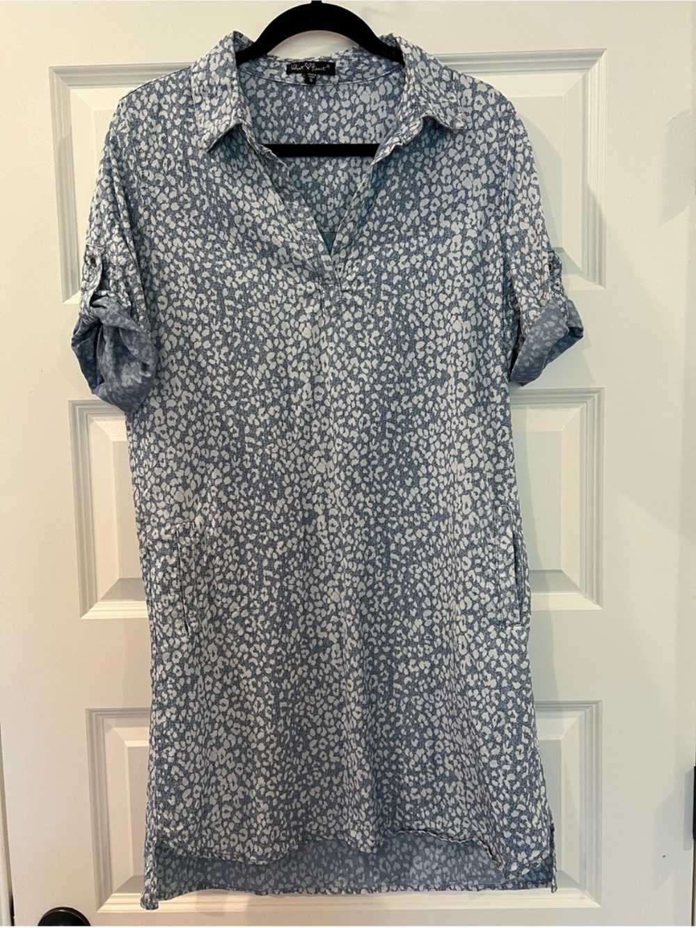 Velvet Heart Blue Tencel Animal Print Shirt Dress Roll Tab Small - Picture 2 of 11